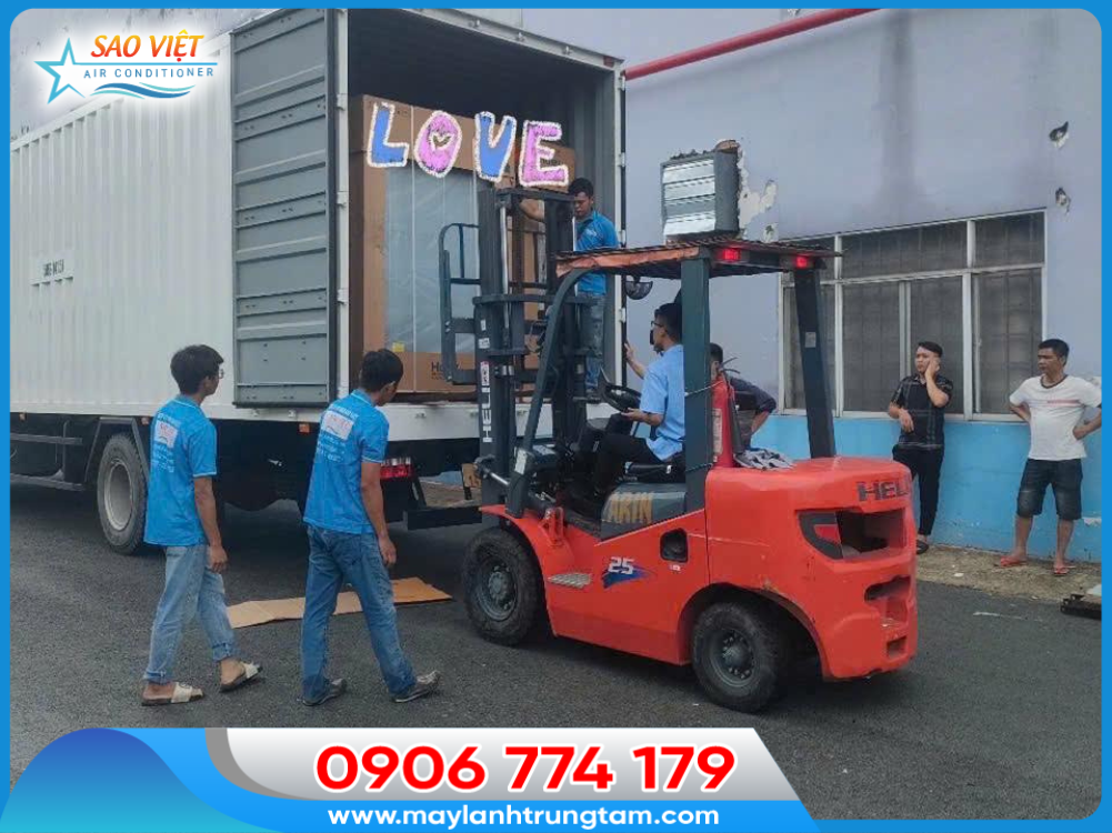 máy lạnh tủ đứng, máy lạnh trung tâm của Sao Việt
